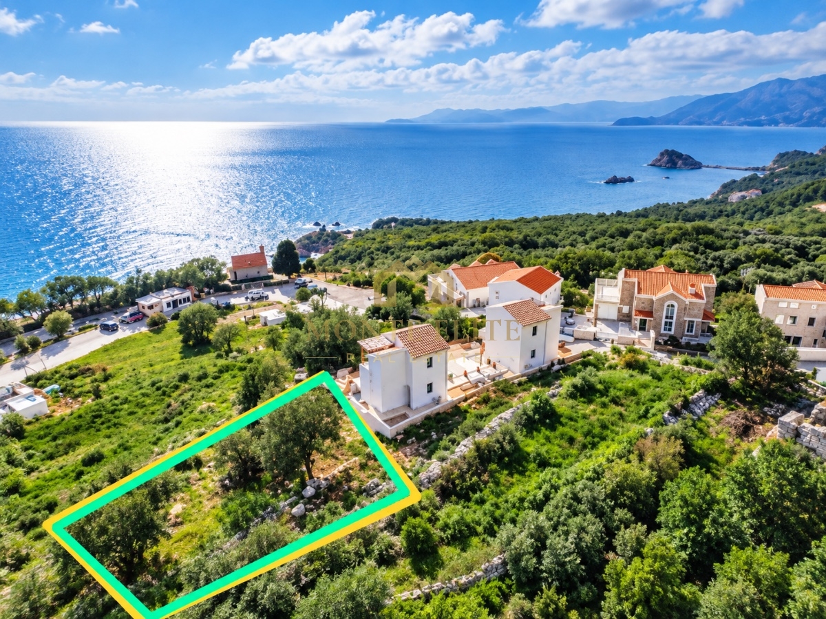 URBANIZOVANO ZEMLJIŠTE SA PROJEKTOM ZA DVIJE LUKSUZNE VILE – BLIZIKUĆE, SVETI STEFAN