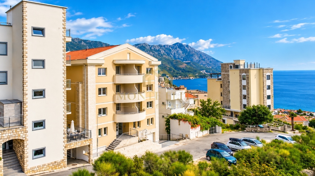 BEČIĆI – NOV JEDNOSOBAN STAN 45 m² SA POGLEDOM NA MORE I BAZENOM